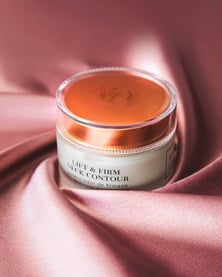 LIFT & FIRM NECK CONTOUR | Cuello y escote